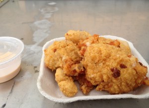 Cow and the Curd Cheese Curd with Sriracha Mayo